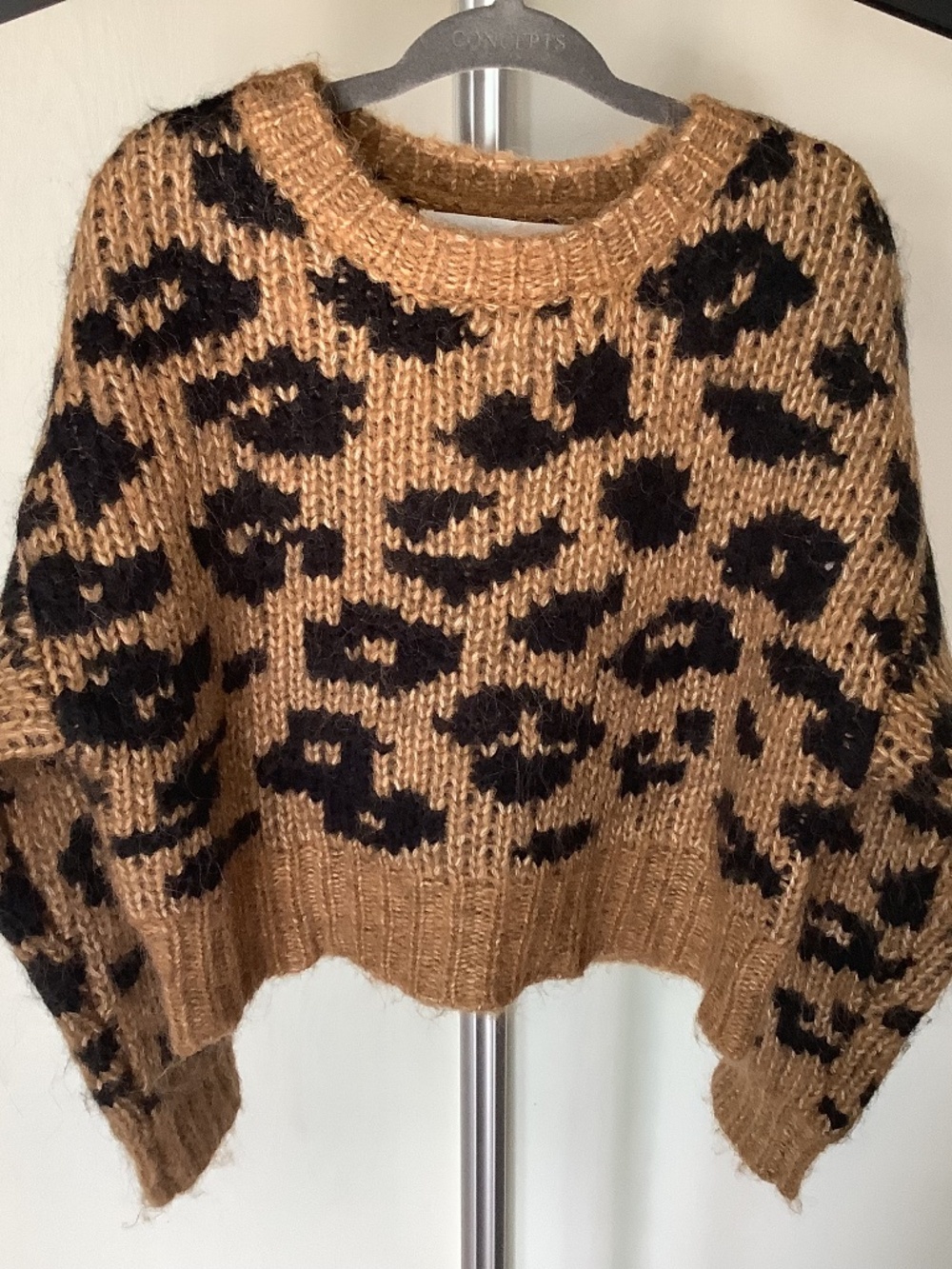 NWT Girls Georgie Knit Sweater Fuzzy Leopard SZ 5 Color Sandstone Storm Pullover